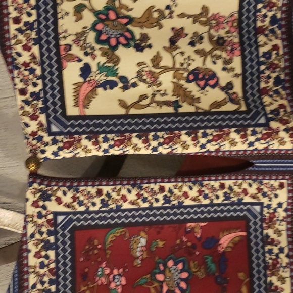 LULUS Crack a Smile Cream and Plum Multi Print Long Sleeve Shift Dress - NWT - Picture 11 of 15